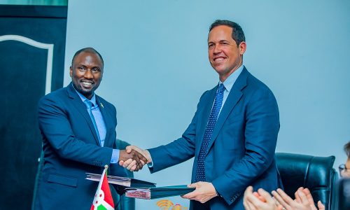 Burundian Minister in charge of Energy Saidi Kibeya and the representative of Anzana Electric Group, Brian Kelly