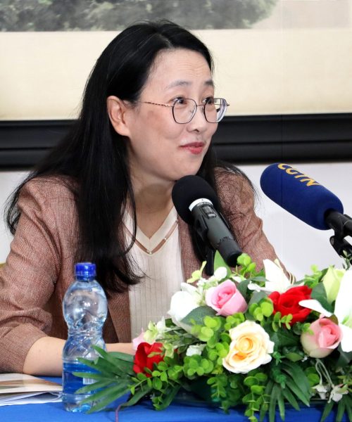 L'Ambassadrice de la République Populaire de Chine au Burundi, Zhu Kewei